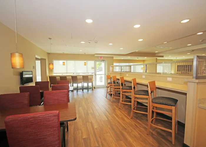 Towneplace Suites By Marriott Charleston-North Charleston